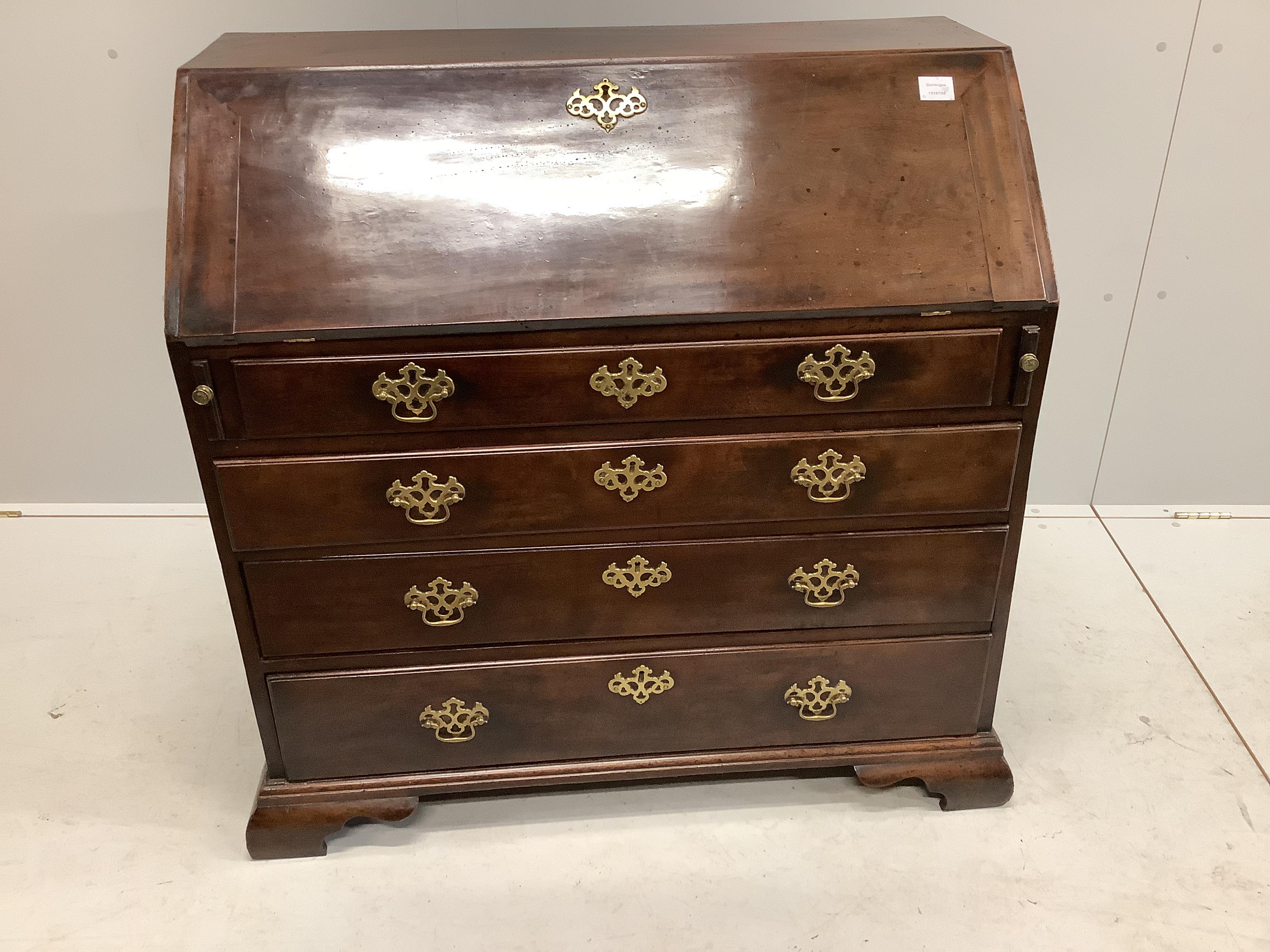 A George III mahogany bureau, width 98cm, depth 49cm, height 98cm	